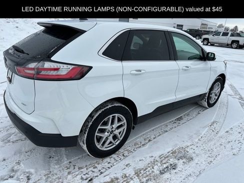 Used 2023 Ford Edge SEL w/ Convenience Package image 7