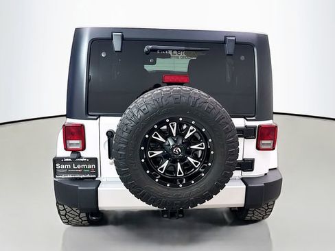 Used 2015 Jeep Wrangler Unlimited Sahara w/ Trailer Tow Group image 6