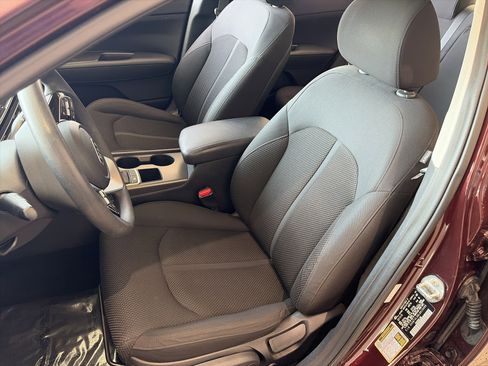 Used 2020 Kia Optima LX image 17