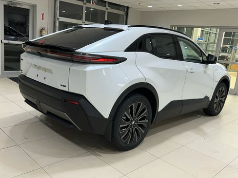 New 2026 Toyota C-HR AWD/4WD image 5