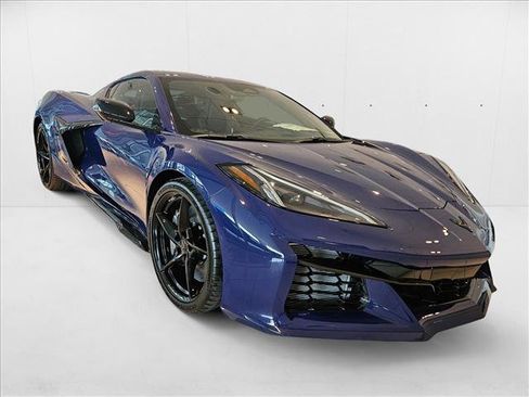 New 2025 Chevrolet Corvette E-Ray image 16