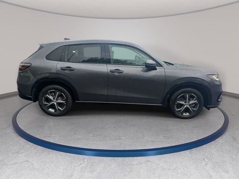 Certified 2024 Honda HR-V EX-L image 4