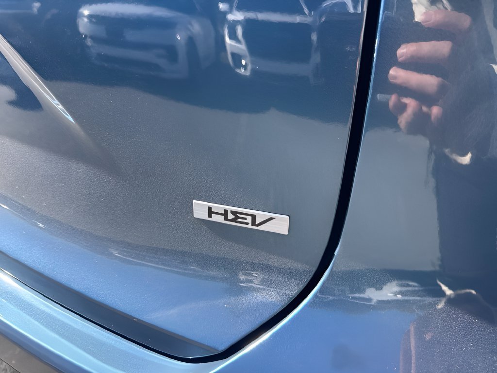 Used 2025 Kia Niro FWD image 30