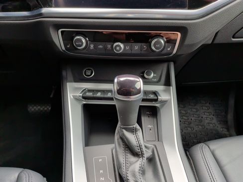 Certified 2022 Audi Q3 2.0T Premium w/ Convenience Package image 30