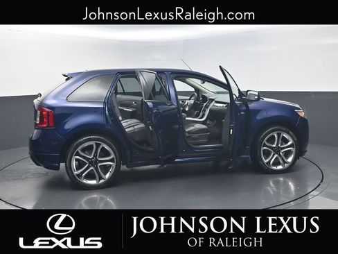 Used 2011 Ford Edge Sport w/ Driver Entry Pkg image 25