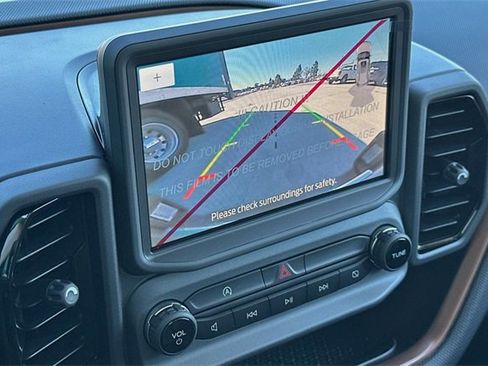 Used 2024 Ford Bronco Sport Outer Banks w/ Tech Package image 17