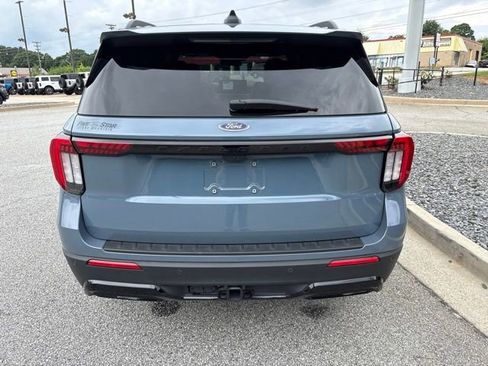 Certified 2025 Ford Explorer ST-Line w/ Premium Package RWD image 7