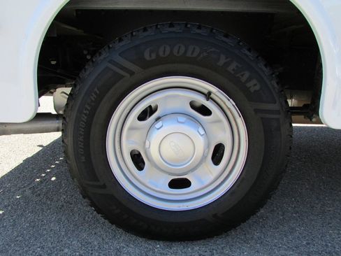 Used 2022 Ford F250 XL w/ Power Equipment Group RWD image 15