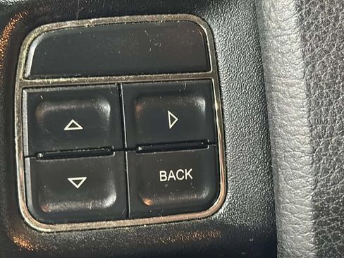 Used 2013 Dodge Journey FWD image 19