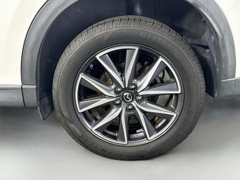 Used 2018 MAZDA CX-5 Touring w/ Preferred Equipment Package FWD image 37