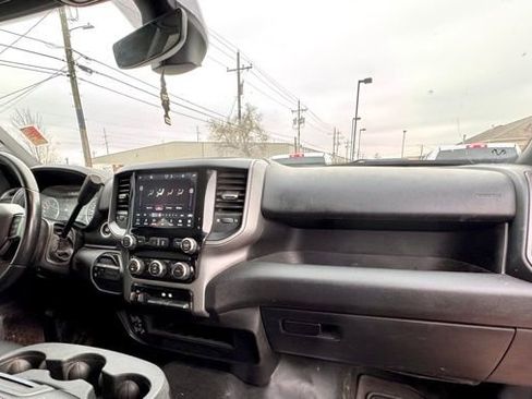 Used 2022 RAM 2500 Tradesman w/ Chrome Appearance Group image 12