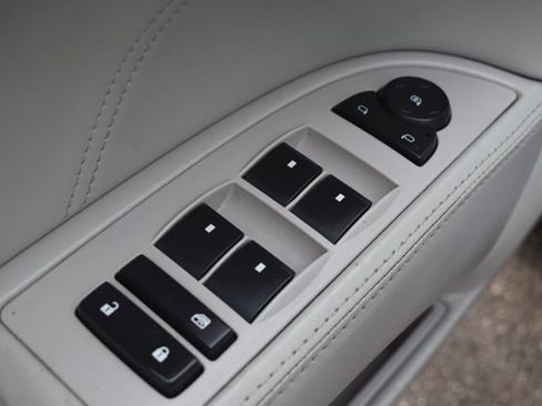 Used 2007 Buick Lucerne CXL FWD image 17