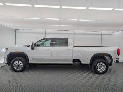 Used 2025 GMC Sierra 3500 Denali w/ Denali Reserve Package AWD/4WD image 3