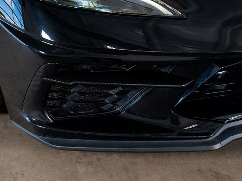 Used 2023 Chevrolet Corvette Stingray Preferred Cpe w/ Z51 Performance Package RWD image 9