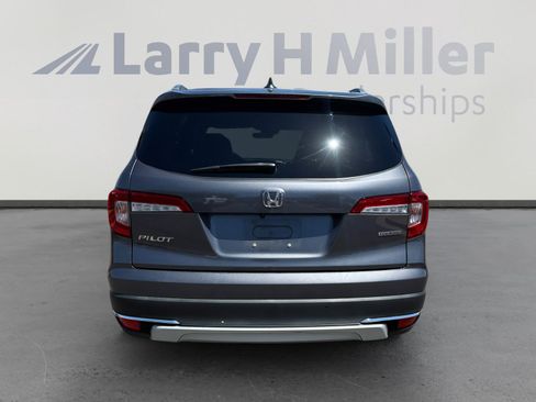 Used 2021 Honda Pilot Touring image 4