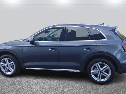 Certified 2024 Audi Q5 e Premium image 5