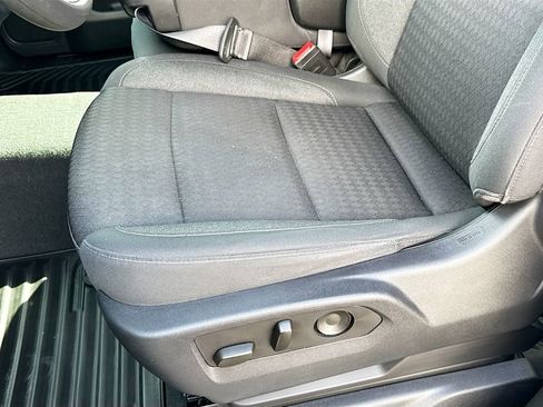 Used 2023 Chevrolet Silverado 1500 Custom image 18