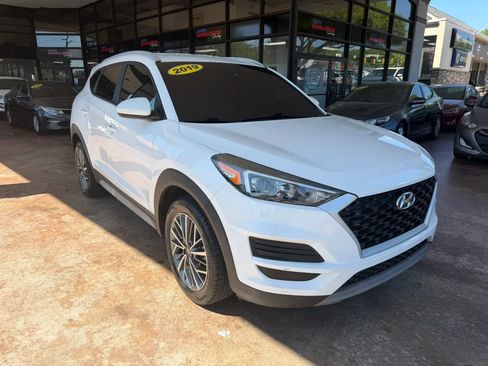 Used 2019 Hyundai Tucson SEL image 1