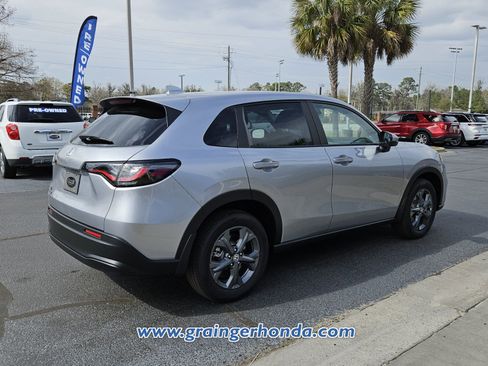New 2026 Honda HR-V LX image 5