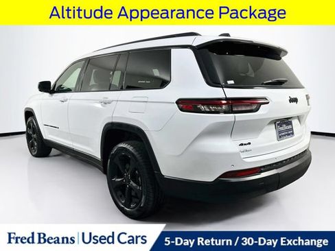 Used 2024 Jeep Grand Cherokee L Laredo AWD/4WD image 7