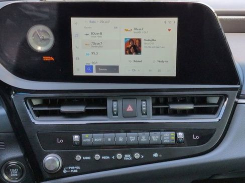 Used 2025 Lexus ES 350 w/ Premium Package FWD image 19