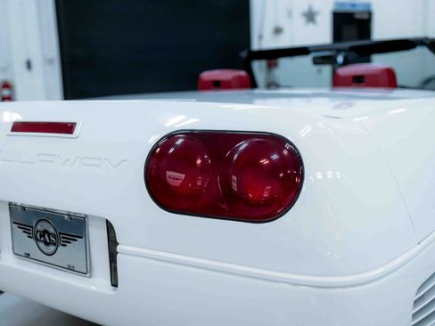 Used 1990 Chevrolet Corvette Convertible image 24
