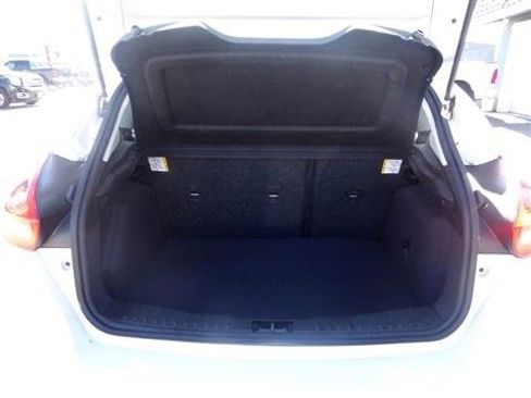 Used 2018 Ford Focus SE image 19