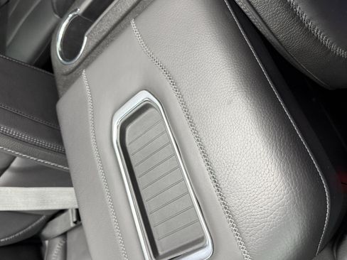 Used 2023 GMC Yukon Denali image 27