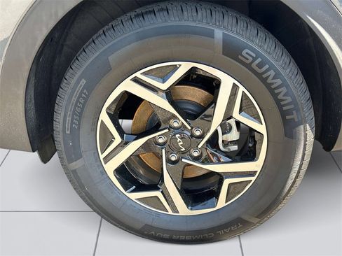 Used 2024 Kia Sportage LX image 31