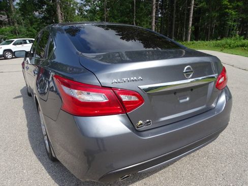 Used 2016 Nissan Altima 2.5 S FWD image 6