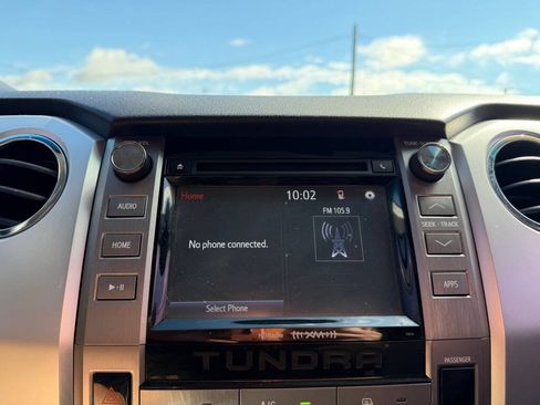 Used 2016 Toyota Tundra SR5 w/ SR5 Upgrade Package AWD/4WD image 26