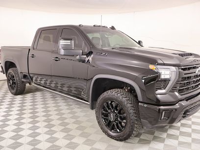 Used 2025 Chevrolet Silverado 2500 LTZ w/ LTZ Plus Package