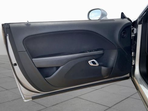 Used 2021 Dodge Challenger R/T RWD image 21