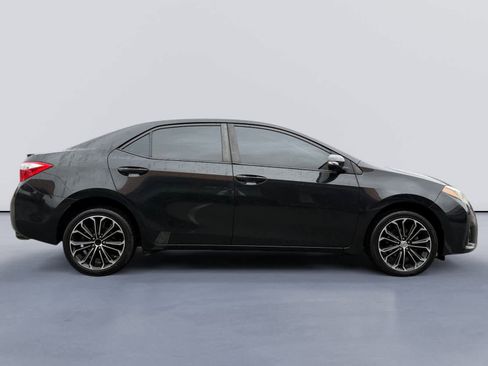 Used 2014 Toyota Corolla L image 2