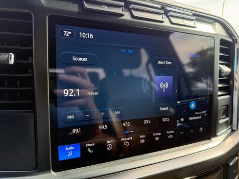 Used 2023 Ford F250 Lariat w/ FX4 Off-Road Package AWD/4WD image 36