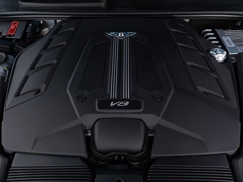 Certified 2025 Bentley Bentayga image 50