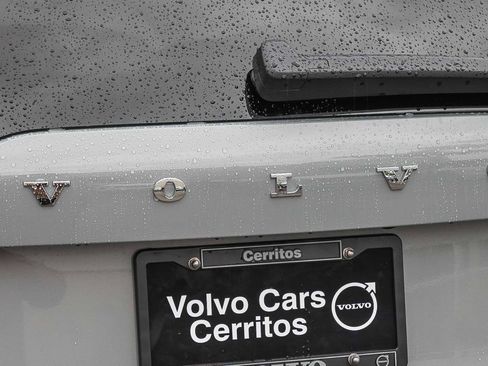 New 2026 Volvo XC90 T8 Ultra w/ Protection Package Premier AWD/4WD image 10