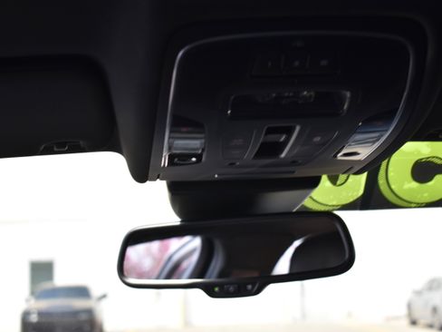 Used 2017 Audi S6 Prestige w/ S6 Sport Package image 28