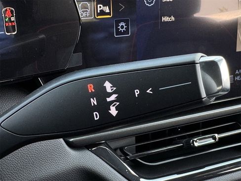 New 2026 Chevrolet Equinox EV RS image 16