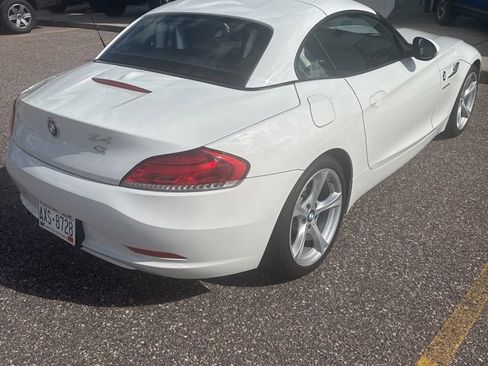 Used 2016 BMW Z4 sDrive28i RWD image 3