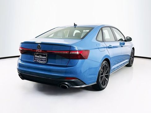 Used 2025 Volkswagen Jetta GLI Autobahn FWD image 8