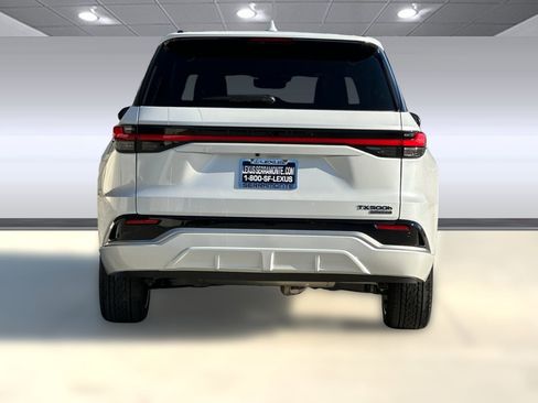 New 2026 Lexus TX 500h AWD image 10