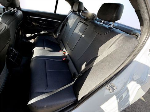 Used 2017 BMW 330i Sedan image 33