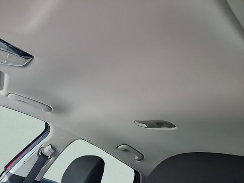 New 2025 Kia K4 FWD image 21