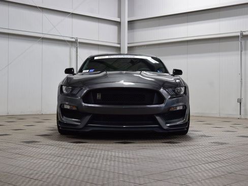 Used 2017 Ford Mustang Shelby GT350 RWD image 2