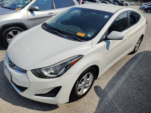 Used 2014 Hyundai Elantra SE FWD image 8