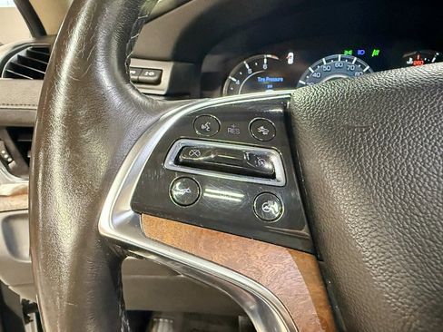 Used 2016 Cadillac Escalade ESV Premium image 13