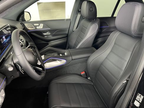 Used 2025 Mercedes-Benz GLE 580 4MATIC image 17