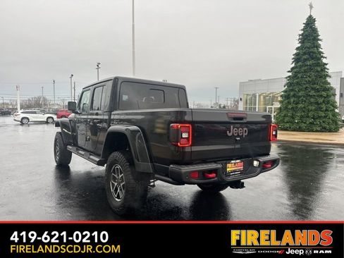 Used 2020 Jeep Gladiator Rubicon image 10
