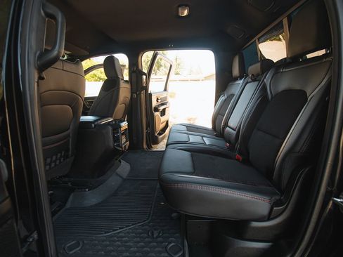 Used 2022 RAM 1500 Big Horn w/ Built-to-serve Edition image 19